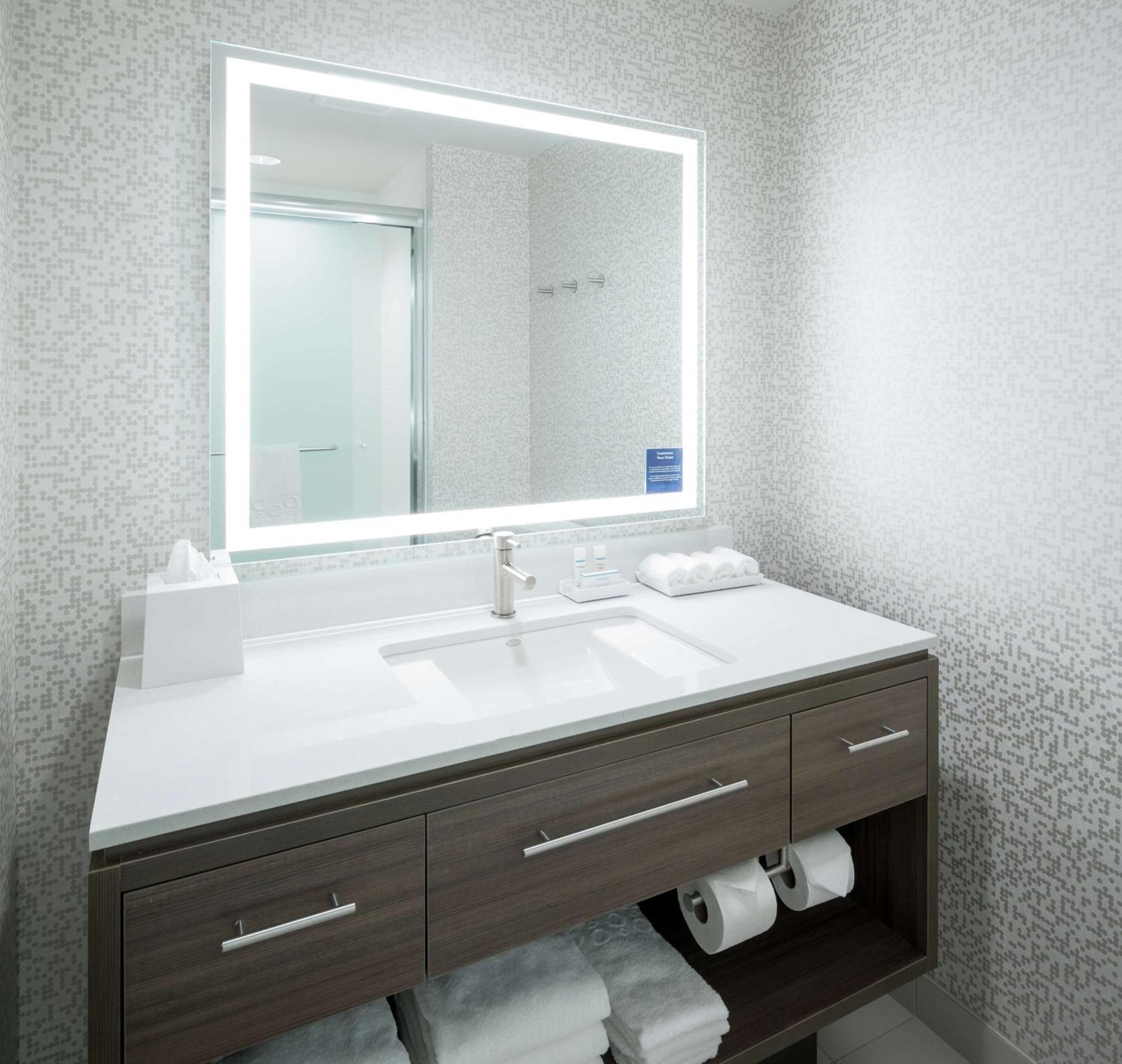 Home2 Suites By Hilton Fort Worth Cultural District Exterior foto